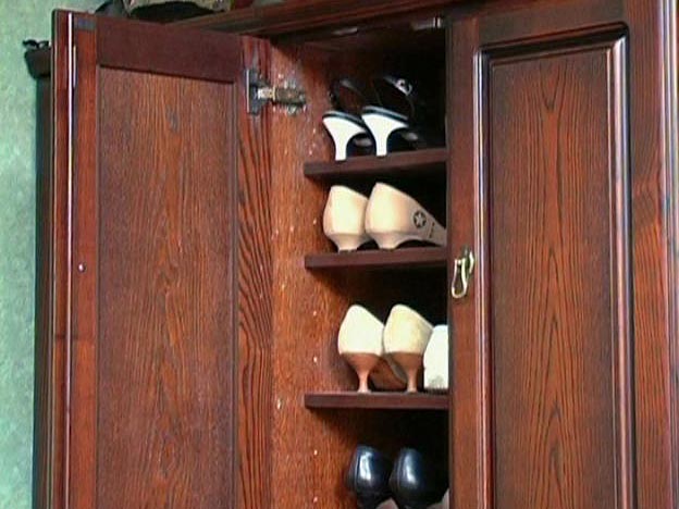 Shoe cupboard