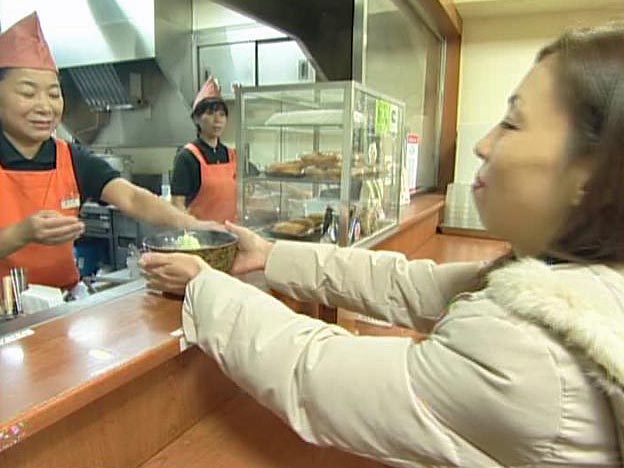 Receiving soba noodles