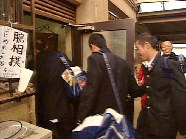 部室に集まる