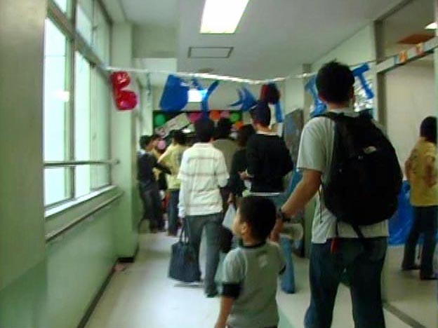 文化祭　学校の中