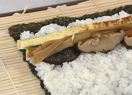 Makizushi (rolled-sushi) Description Image 6
