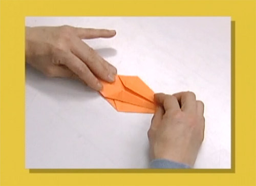 Folded Paper Cranes Description Image 16